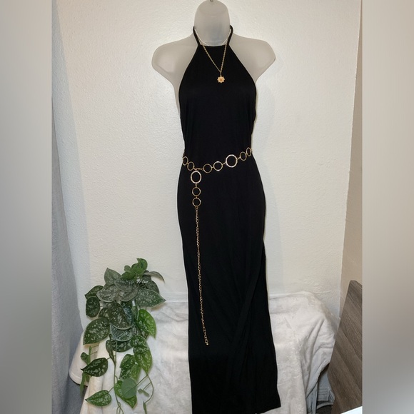 Elegant Black Maxi Dress - Picture 6 of 15